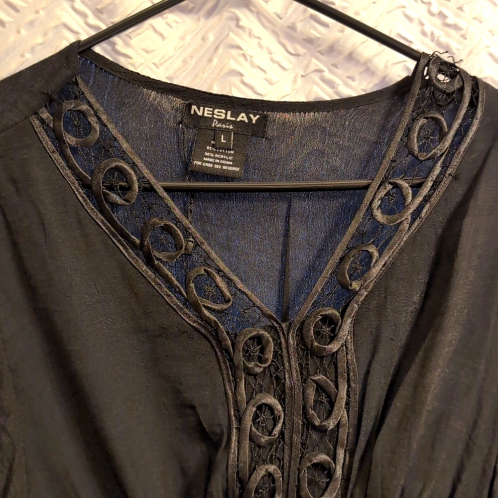 Size Large Black tunic